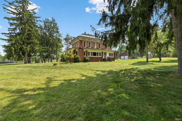 313 Bristol AVE, Middlebury, IN 46540-9019