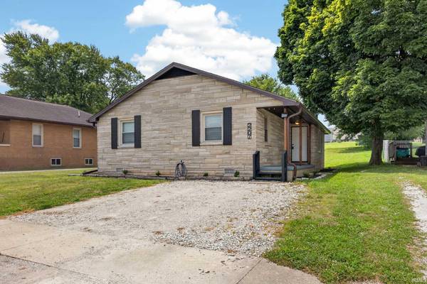 2207 I ST, Bedford, IN 47421