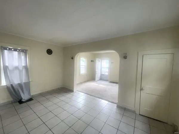 1307 High Street ST, Logansport, IN 46947