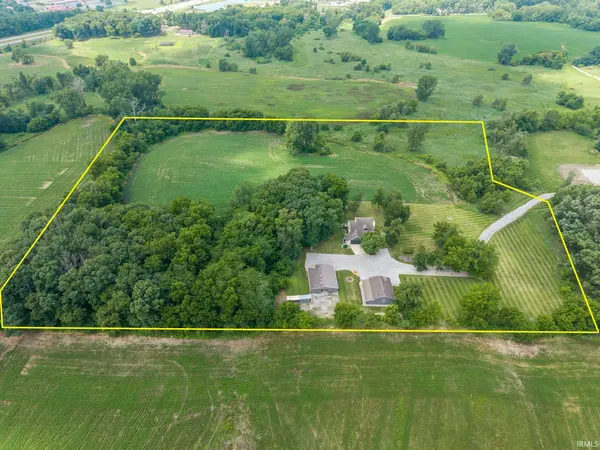 5434 E Lincolnway ***, Columbia City, IN 46725-9047