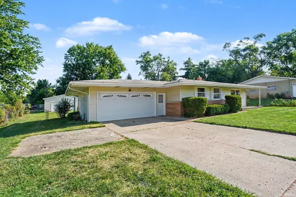 24043 Sunnyside AVE, Elkhart, IN 46516-6004