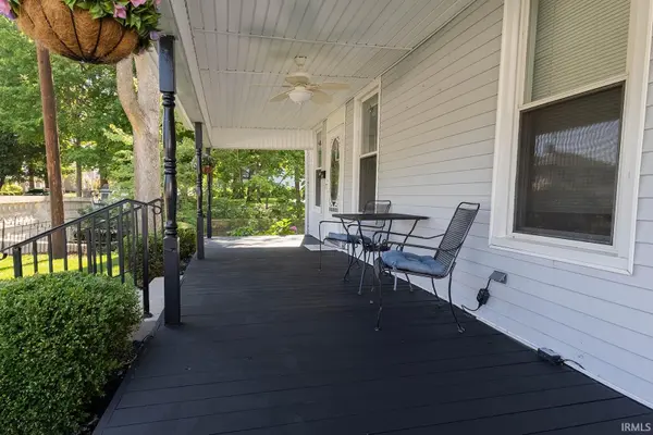 214 E South ST, Winchester, IN 47394