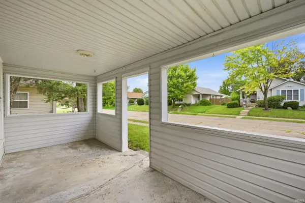 1303 S Shipley ST, Muncie, IN 47302-3757