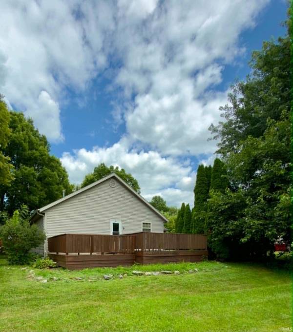 532 N Maple ST, Argos, IN 46501
