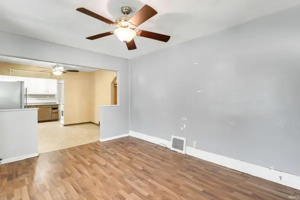 1702 S Taylor ST, South Bend, IN 46613-2030