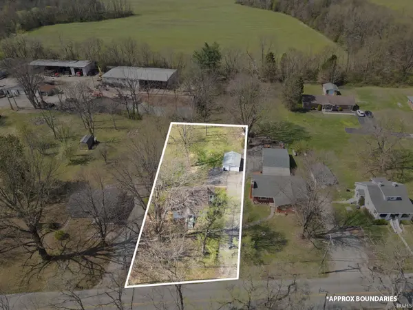 1515 Tunnel Mill RD, Charlestown, IN 47111