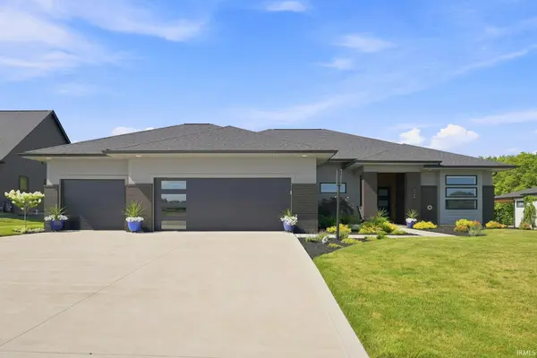2104 Golfview DR, Auburn, IN 46706-0634