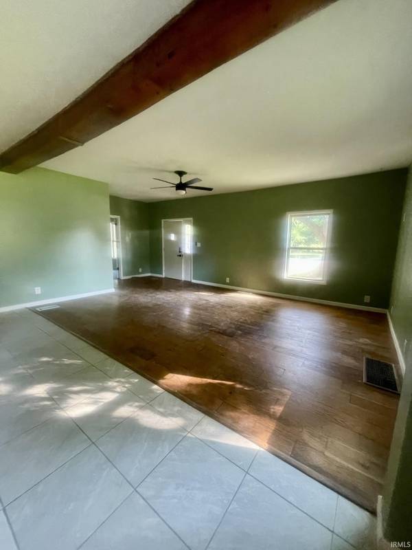 609 W Main ST, Bruceville, IN 47516