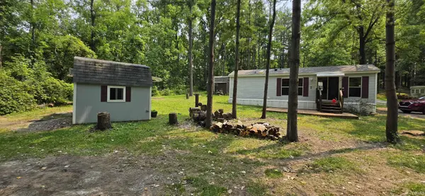 60 Rolling Brook TRL, Angola, IN 46703