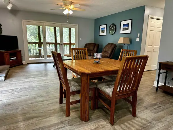 9393 S Pointe Retreat DR, Bloomington, IN 47401