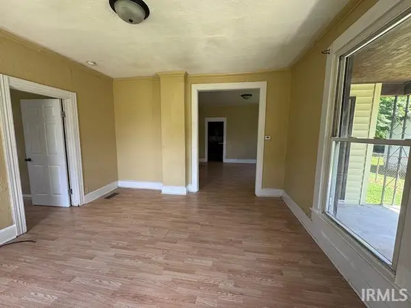 1022 W 1St ST, Anderson, IN 46016-2306