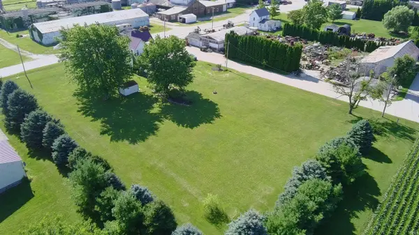 402 N Old US Highway 41 ***, Boswell, IN 47921
