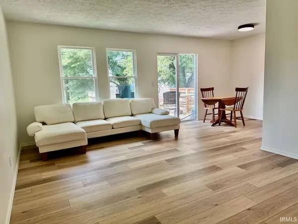 5927 S Phyllis CT, Bloomington, IN 47403