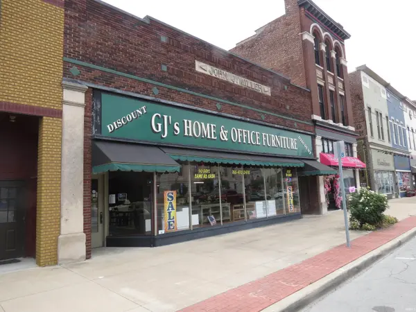 21 E Main ST, Peru, IN 46970