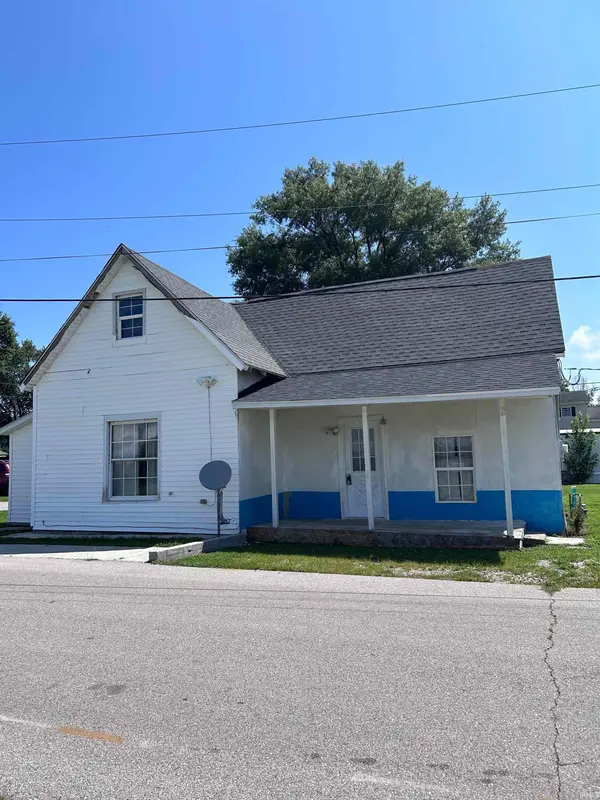 1817 North ST, Washington, IN 47501