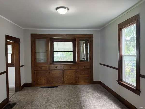 120 E Foster Pkwy, Fort Wayne, IN 46806