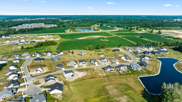 1441 Pyke Grove PASS, Huntertown, IN 46748