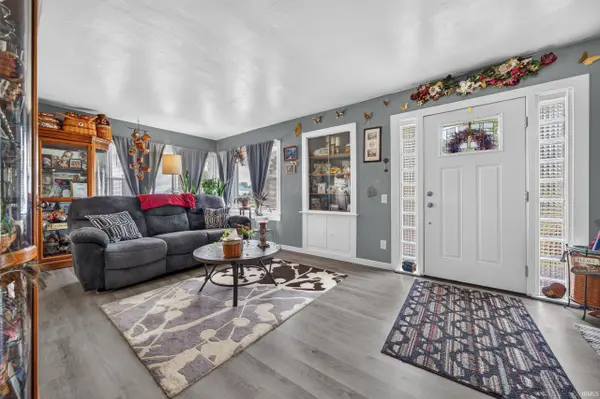 558 E Swayzee ST, Marion, IN 46952