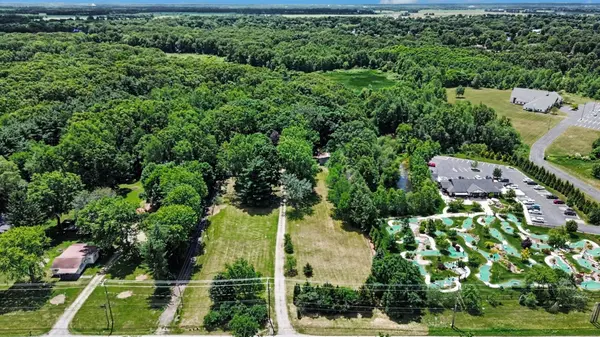 12064 Adams RD, Granger, IN 46530