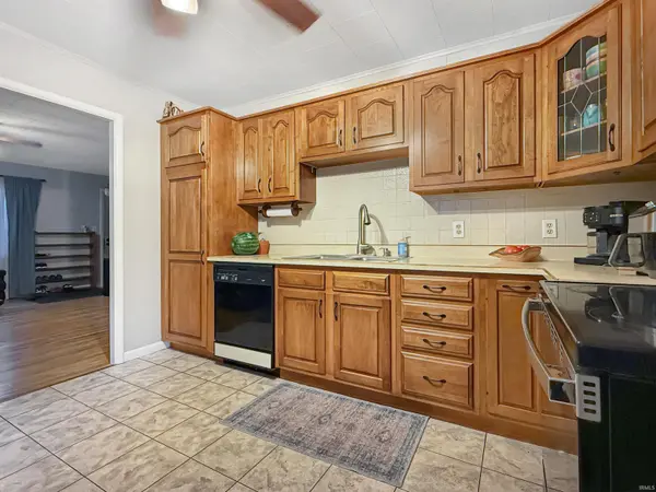 1032 Tulip LN, Lafayette, IN 47904