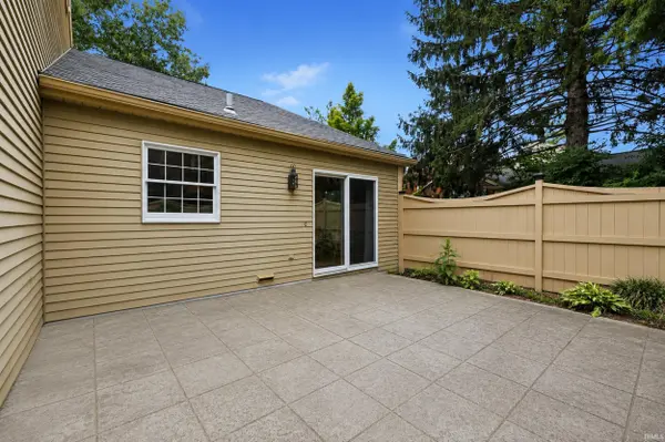 2648 E Windermere Woods DR, Bloomington, IN 47401