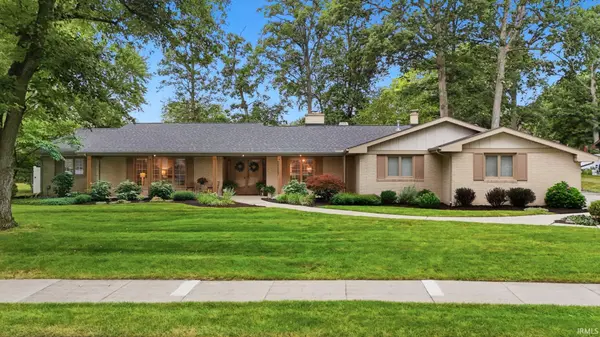 11117 Lantern LN, Fort Wayne, IN 46845