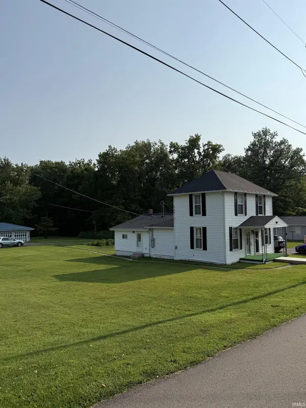 22 E Branson ST, Lafontaine, IN 46940
