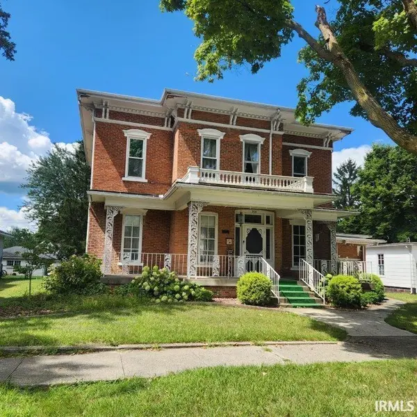 706 S Main ST, Ligonier, IN 46767