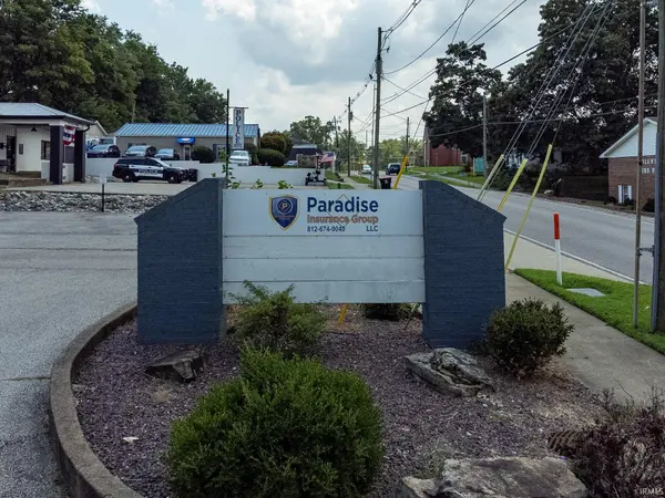 605 State ST, Newburgh, IN 47630