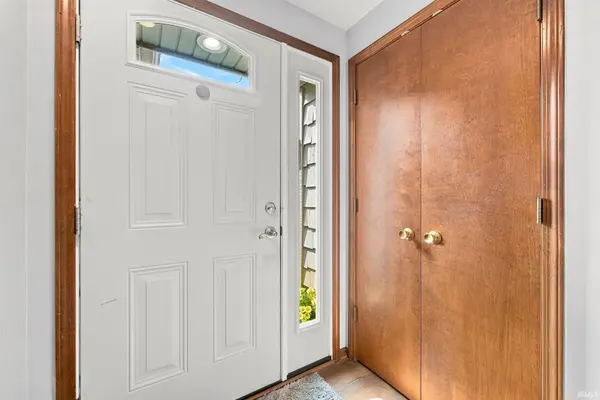 4515 Brookshire CIR, Fort Wayne, IN 46835-4434