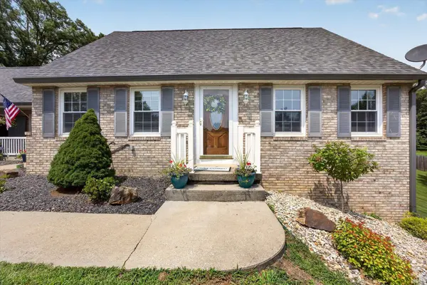 1243 Bellgrade AVE, Loogootee, IN 47553