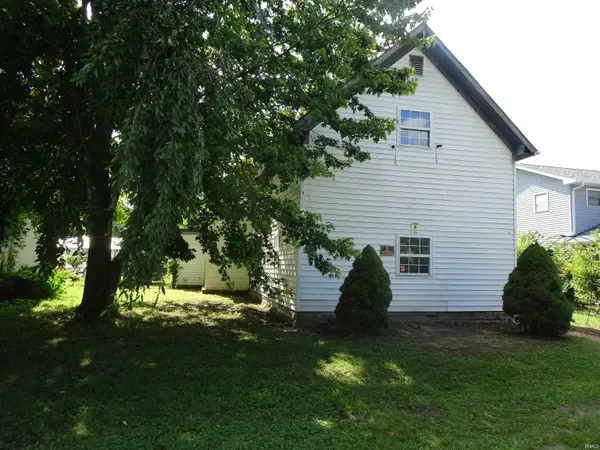 213 S Cory ST, Mooreland, IN 47360