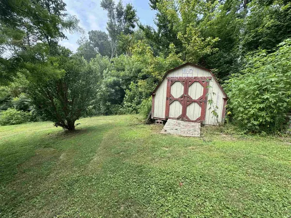6262 W Cowden RD, Ellettsville, IN 47429
