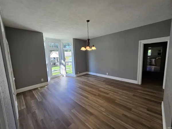 311 Lincoln ST, Williamsport, IN 47993-1386