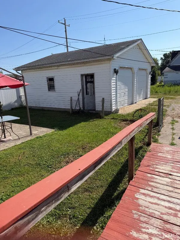 339 NE 9 ST, Linton, IN 47441
