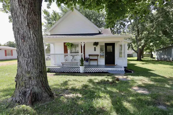 304 E Jackson ST, Farmland, IN 47340