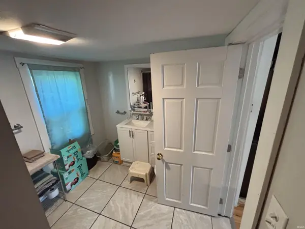106 N Clay ST, Claypool, IN 46510