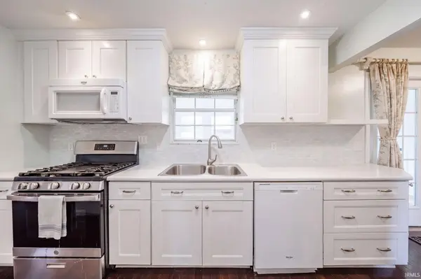 908 Whispering TRL, Greenfield, IN 46140-1146
