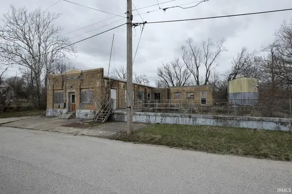 110 E Braxton ST, Paoli, IN 47454