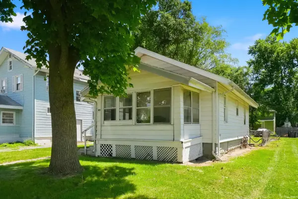 3109 Central DR, Fort Wayne, IN 46806-3826
