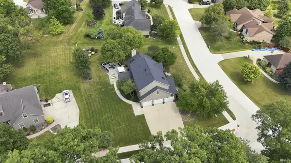 1817 Woodland Lake PASS, Fort Wayne, IN 46825