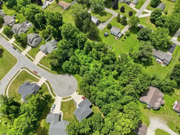 425 McIntosh AVE, Kendallville, IN 46755