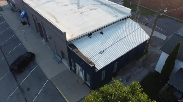 103 S Jefferson St ***, Silver Lake, IN 46910