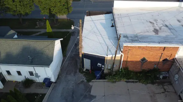 103 S Jefferson St ***, Silver Lake, IN 46910