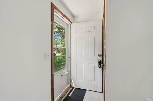 627 E Jefferson ST, Warren, IN 46792