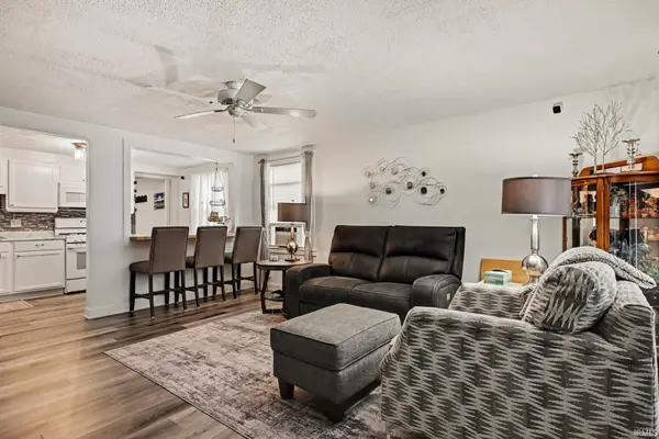 942 Beale ST, South Bend, IN 46616