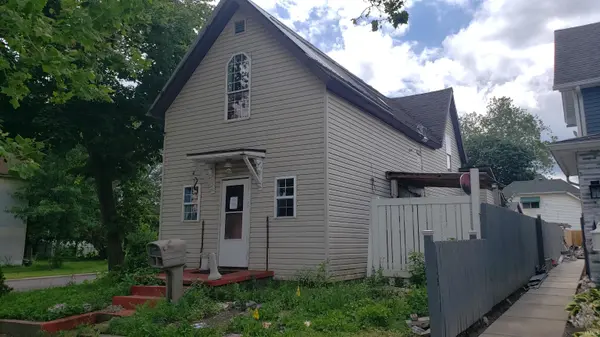 801 Wilkinson ST, Logansport, IN 46947-2546