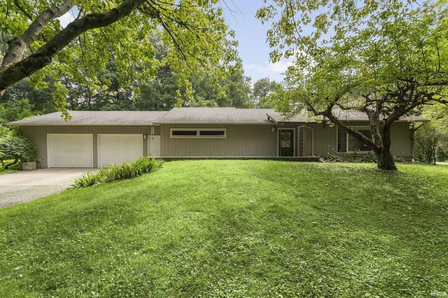 26670 Brush TRL, South Bend, IN 46628-9217