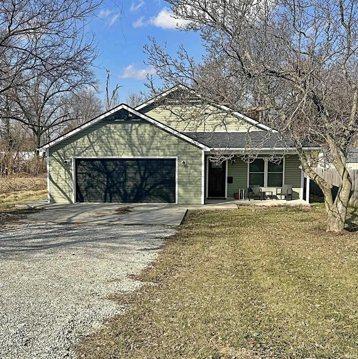 18 Wolf ST, Washington, IN 47501