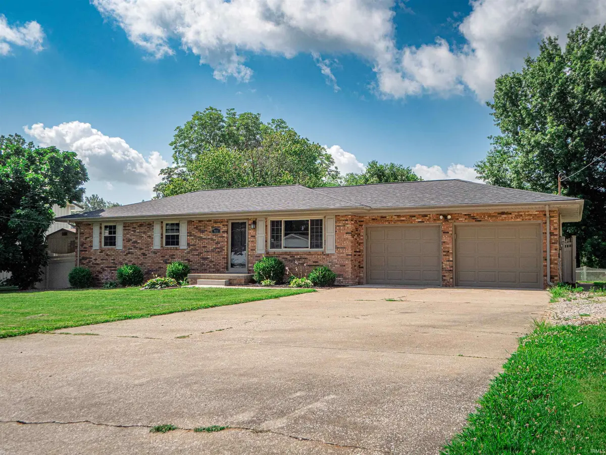 7013 Briar Ridge RD, Wadesville, IN 47638